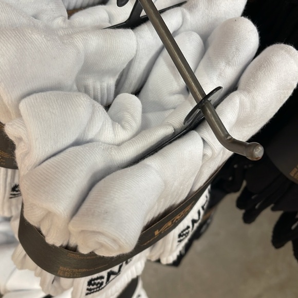 Vans Socks 6 pairs set CREW VANS.
"OFF THE WALL" White/Black 
NWT - Picture 16 of 16